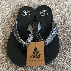 Reef Mia Sassy Flip Flops